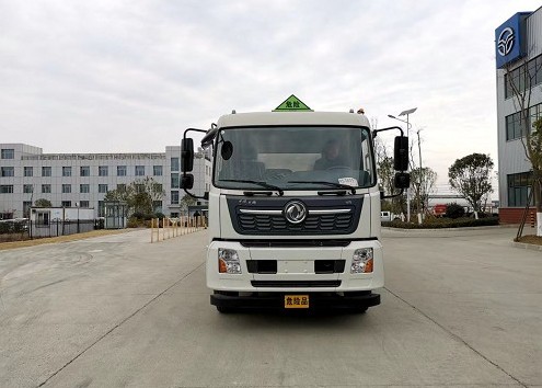 力神國(guó)六東風(fēng)天錦飛機(jī)加油車(chē)多方位圖片 力神國(guó)六東風(fēng)天錦飛機(jī)加油車(chē)多方位圖片